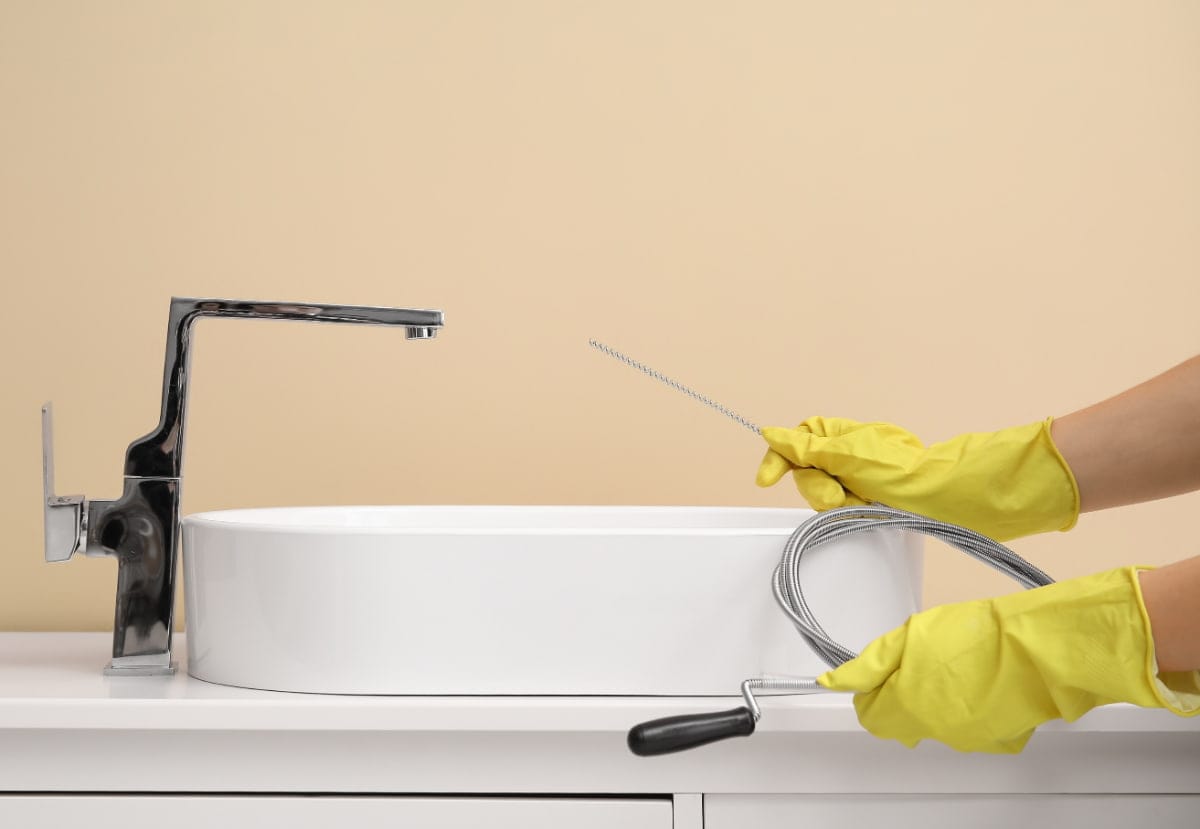 Débouchage d'un évier aux alentours de Pau